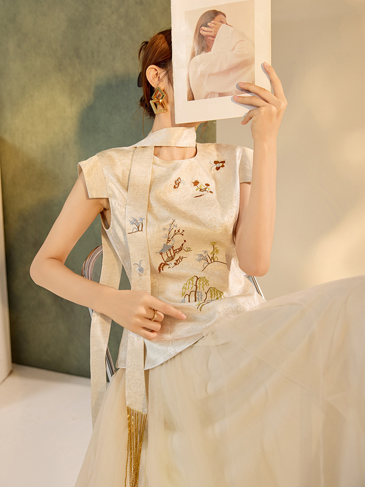 Bộ áo vest không tay thêu hoa kèm chân váy xòe dài — Váy lưới (giao hàng trong 7 ngày), Váy lưới (giao hàng trong ngày), Áo vest Streamer (giao hàng trong 7 ngày), Áo vest Streamer (giao hàng trong ngày)