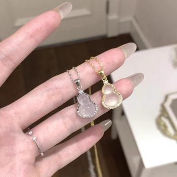 Chalcedony gourd necklace women's 2025 new explosion new Chinese style clavicle chain high sense neck chain women