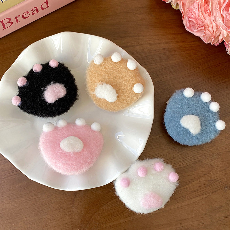 soft and cute pink cute cat scratching hair clip ins girl hi...