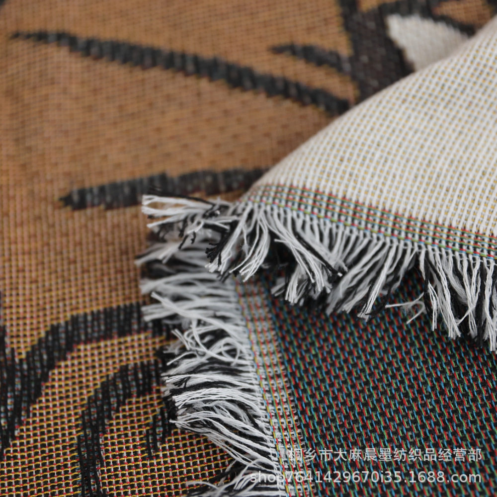 Cartoon Cat and Mouse Blanket Multifunctional Sofa Cover Towel Camping Blanket Trunk Decorative Blanket Cover Blanket