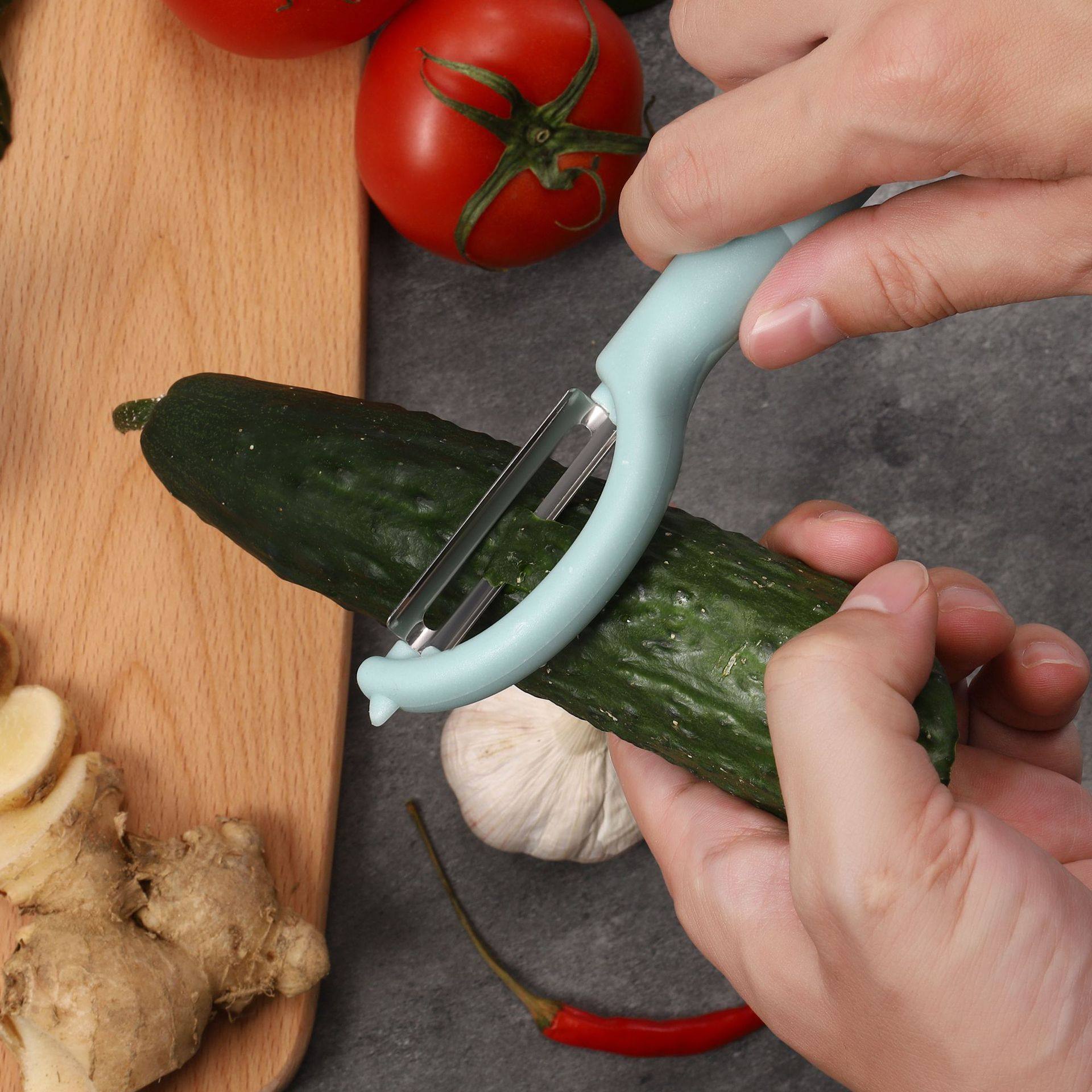 P-Shaped Peeler Stainless Steel Peeler Kitchen Fruit and Vegetable Potato Peeler Multifunctional Peeler for Peeling