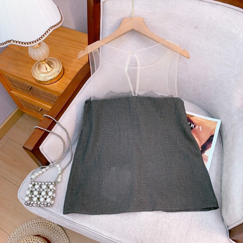 Set áo hai dây ren cổ áo và chân váy maxi mùa hè phong cách nhẹ nhàng — Áo ba lỗ màu xanh cát, Chân váy màu xanh cát
