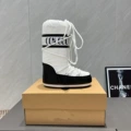 6 pictures of boots