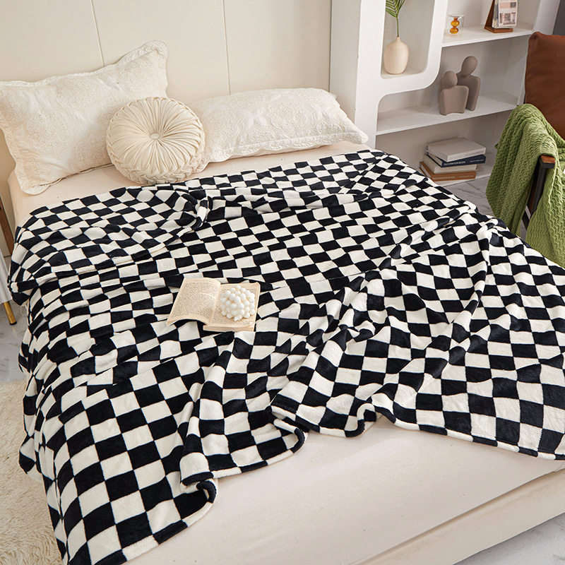 New Checkerboard Flannel Blanket Thickened Blanket Nap Blanket Foreign Trade Gift Blanket Wholesale