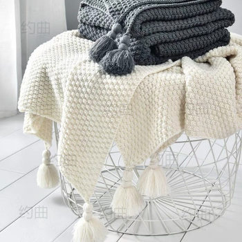 Nordic Style Sofa Blanket Office Nap Blanket Tassel Knitted Ball Wool Casual Air Conditioning Small Blanket