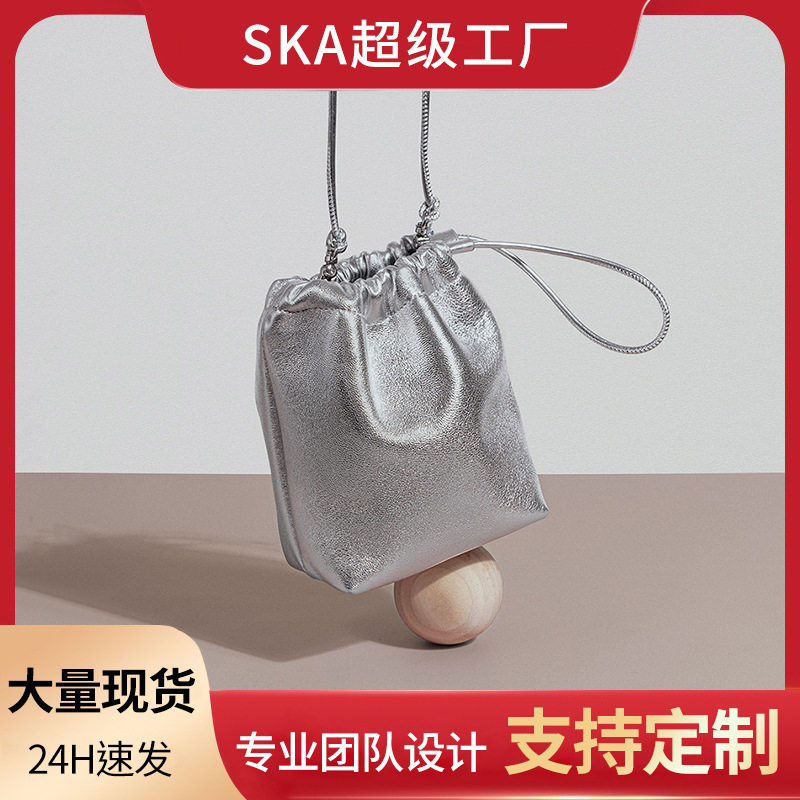 Корейская мини-сумка lucky bag из овечьей кожи, мягкая кожаная плиссированная ручная сумка-ведро на шнурке, новая серебристая кожаная сумка-мессенджер Изображение 1