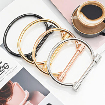 European and American Style D-Shaped Bracelet with Horseshoe Clasp, Cross-Border Ready Stock, Stainless Steel Fashion Titanium Steel Gold-Plated D-Shaped Bracelet