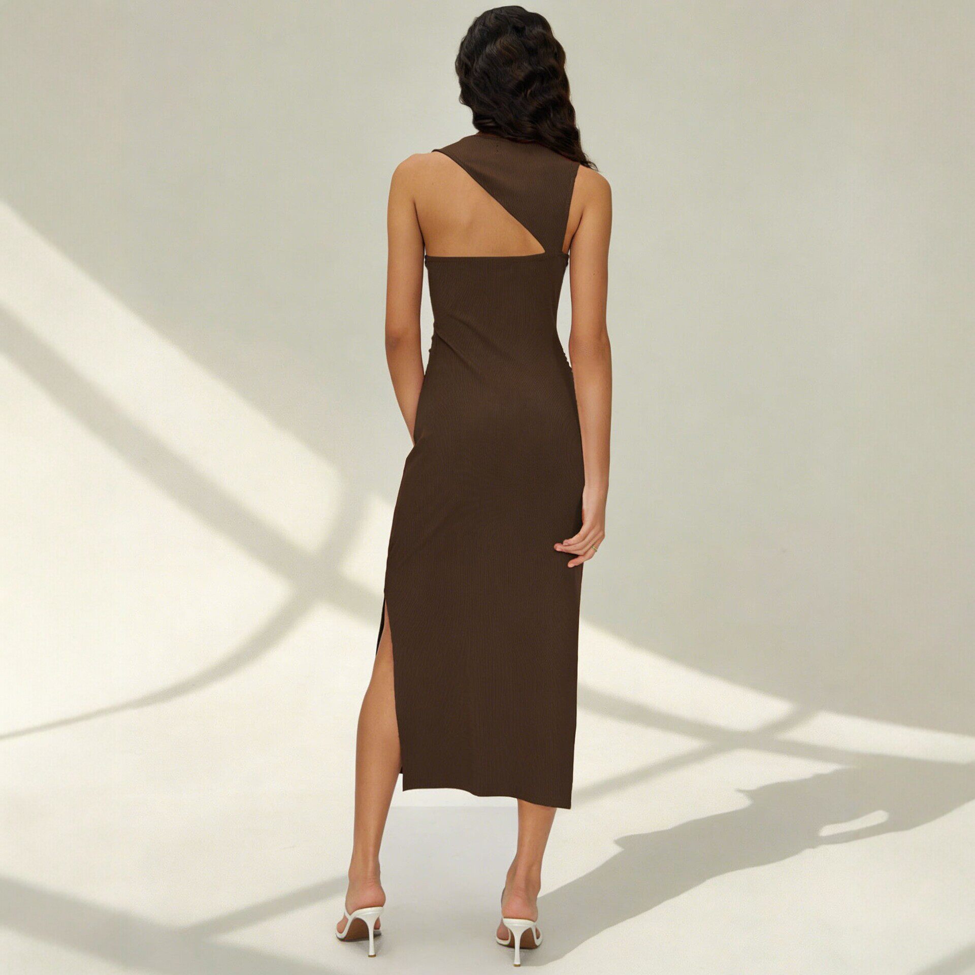 Summer Dress Slimming Waist Design Side Slit Elegant Style Perfect for Casual Outings Wholesale Available