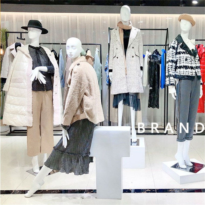 Yurakucho Winter Brands Discount Women Down Coat Clearance Clearance Entity Shop Network Quick worker Live Source of goods  乐町秋冬品牌折扣女装羽绒服外套清仓特卖实体店网络快手直播货源 Yurakucho Winter Brands Discount Women Down Coat Clearance Clearance Entity Shop Network Quick worker Live Source of goods 