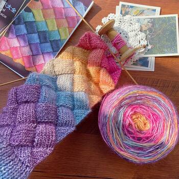 Colorful gradient rainbow DIY hand woven halo cake velvet cat baby wool ball wholesale price special price