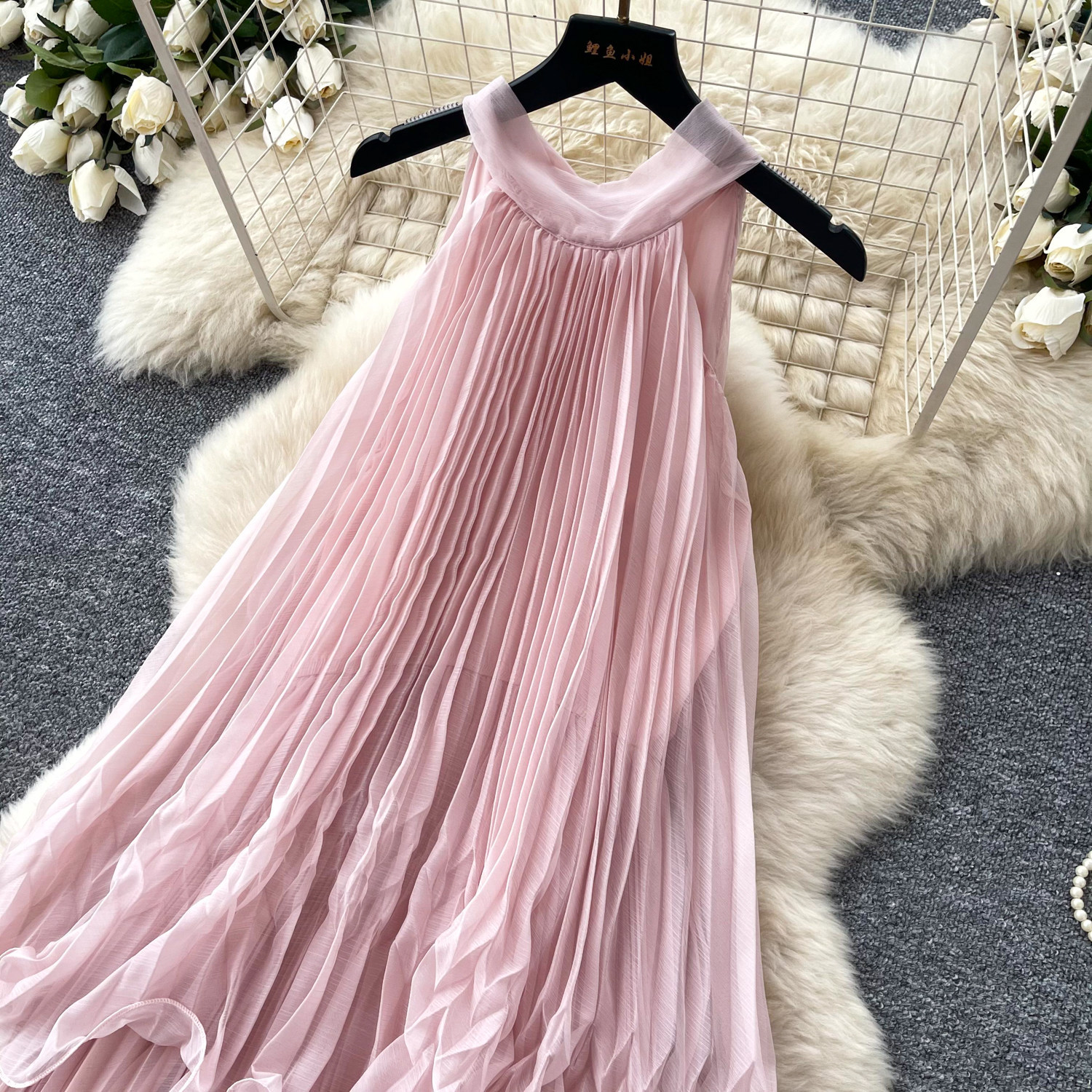 French Style Sleeveless Sweetheart Pleated Maxi Dress High Waist Flowy Elegant Summer Vacation Wear Wholesale
