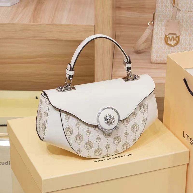 (Mới) Mã L0882 Giá 1300K: Túi Xách Nữ Gutdon Hàng Mùa Hè Túi Ví Nữ Chất Liệu Da Bò G04 Sản Phẩm Mới, (Miễn Phí Vận Chuyển Toàn Quốc).