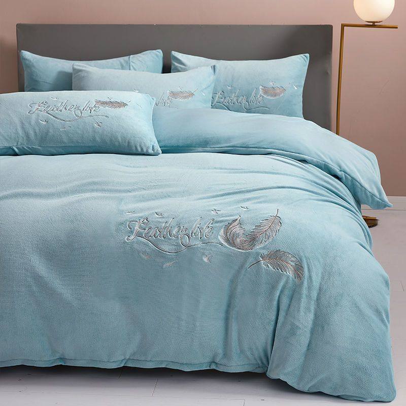 Winter Thickeneded Warm Milk Velvet Four-Piece Bed Bed Sheets Quilt Cover Coral Velvet Bedding Three-Piece Set Amazon