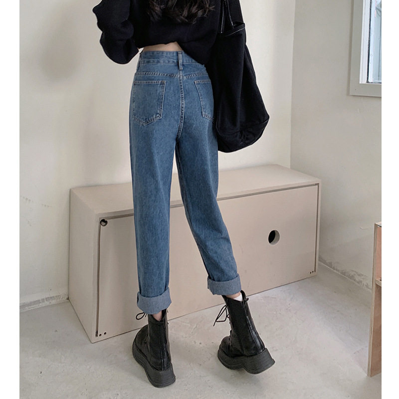 Womens Spring Fashionable Loose Fit Denim Jeans Slimming Versatile Casual Straight Leg Design Wholesale Available