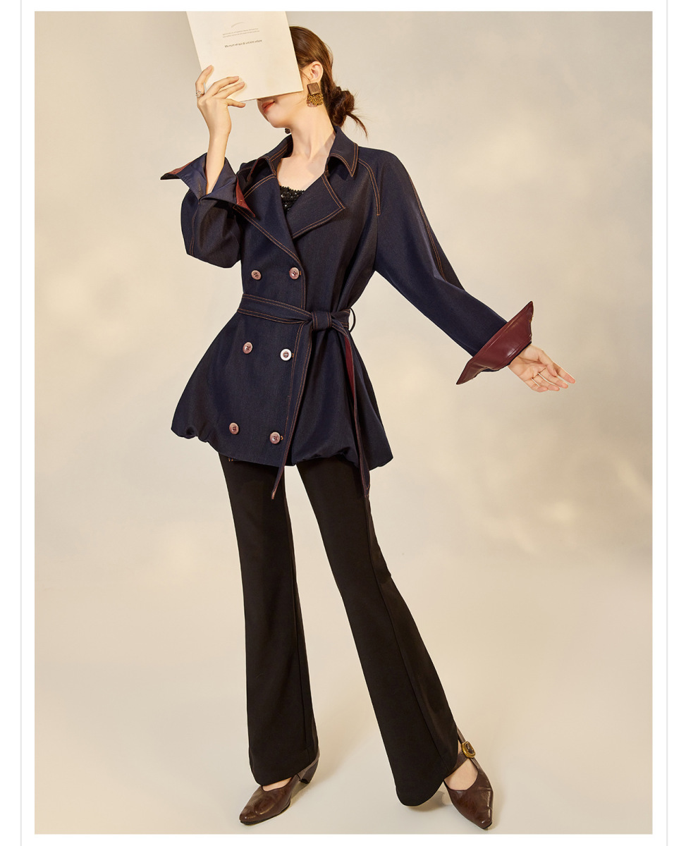 Áo khoác dáng trench denim phối chỉ tương phản cổ bẻ thắt eo dài trung — Xanh navy (giao hàng trong 7 ngày)