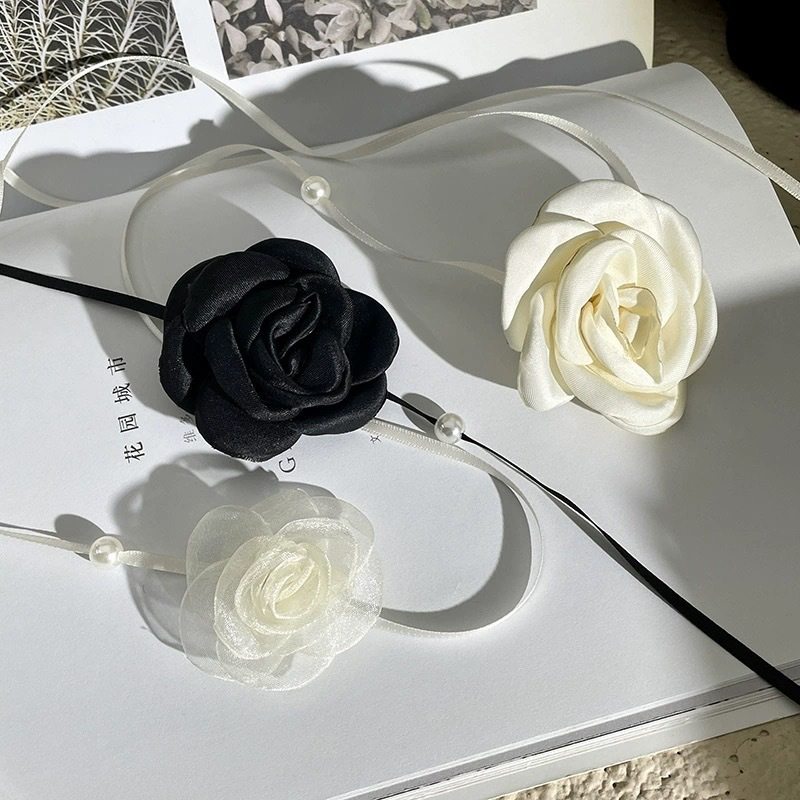 French Versatile Retro Rose Lace-Up Necklace Pearl Strap Choker Long Neck Chain Cross-Border Collarbone Chain for Women