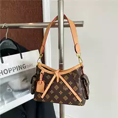 Cross-Border Wholesale Trendy Retro Printed Small Square Bag for Women 2026 Autumn and Winter New Style High-End Color-Blocking Shoulder Crossbody Bag