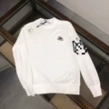 M sleeve white