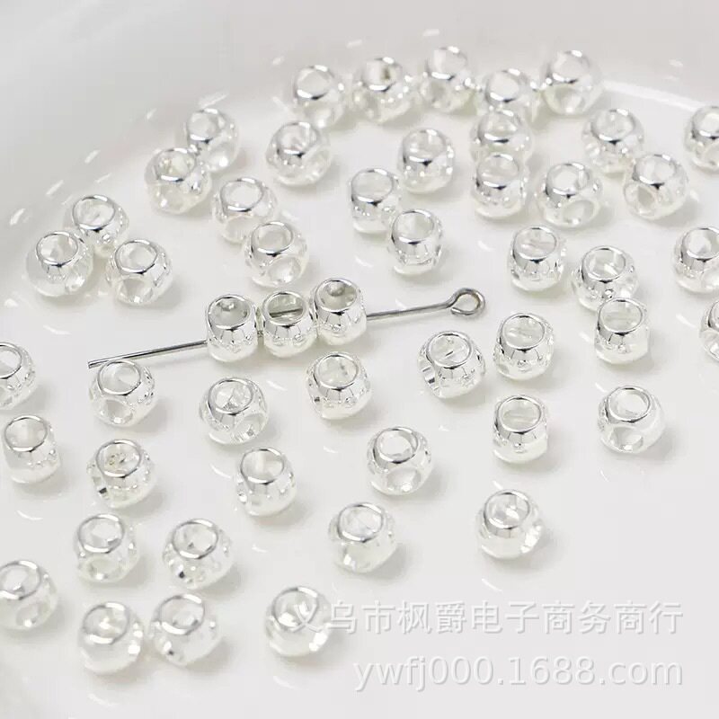 ลูกปัดสี่ทางทำจากโลหะผสมสีเงิน แบบสี่รู สำหรับทำสร้อยข้อมือแฮนด์เมด DIY วัสดุอุปกรณ์เครื่องประดับลูกปัด