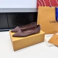 Brown flat bottom
