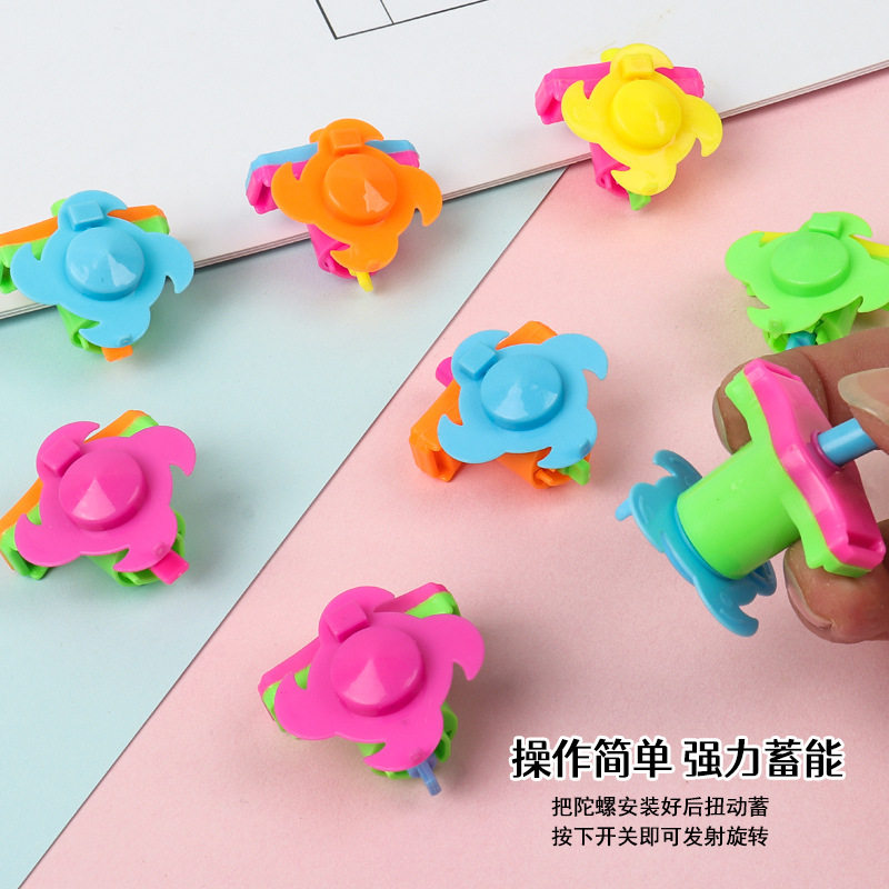 Mini Spinning Top Launcher Rotating Wind-Up Toy for Students Kindergarten Children's Toy 2 Yuan Store Gift Wholesale
