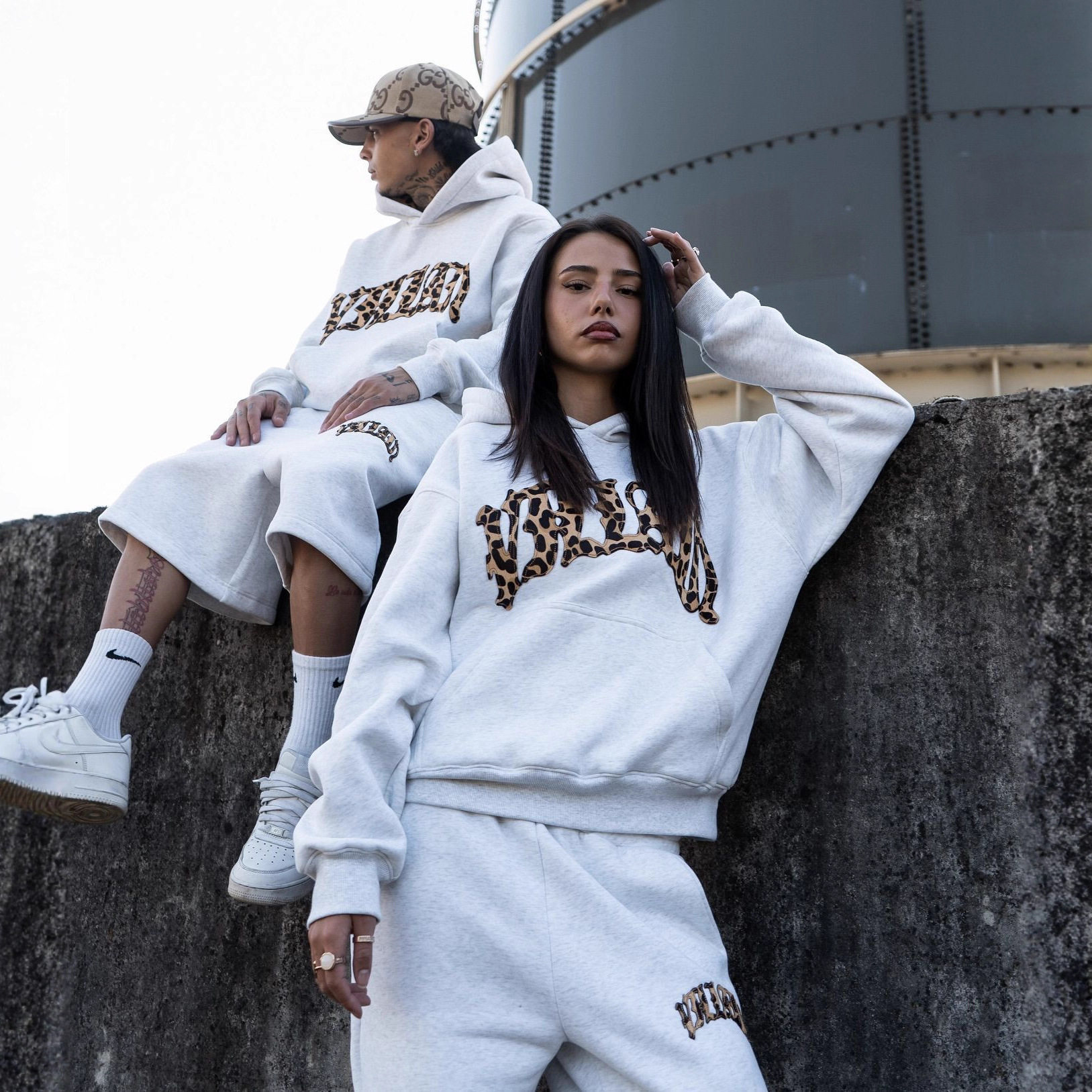 Hooded Sweatshirt Set Unisex Leopard Print Embroidered Letters Cozy Fabric Autumn Winter Fashion Wholesale