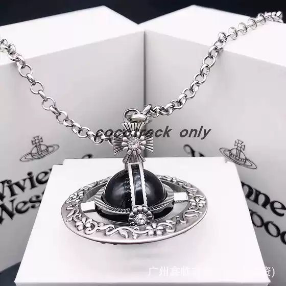 High Version of the Queen Mother Obsidian Three-Dimensional Saturn Necklace Retro Carved Planet Obsidian Beads Chain Necklace