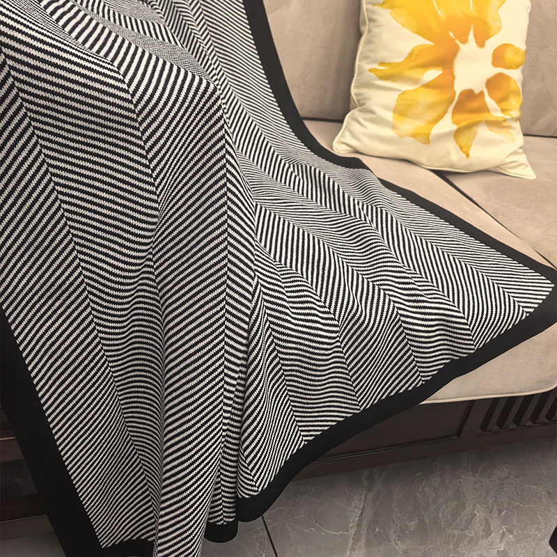 Applicable to China Eastern Airlines Aircraft Blanket Processing Customized First Class Economy Class Pure Cotton Blanket Customized