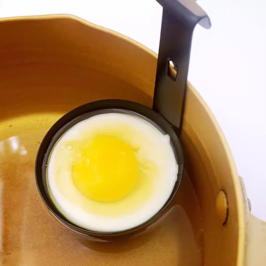 Iron spray non-stick egg boiler hanging pot egg boiler egg steamer egg cup egg tray