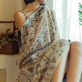 Bohemian Style Office Air-conditioning Blanket Knitted Blanket Cover Leg Blanket Shawl Dormitory Nap Small Blanket Thick Wholesale