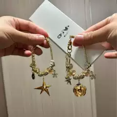 Gift Box with Vic Points Gift Gift Voucher, Elegant Bracelet, Gold DIY Full Diamond Elegant Sparkling Comet Bracelet with Letters and Diamonds