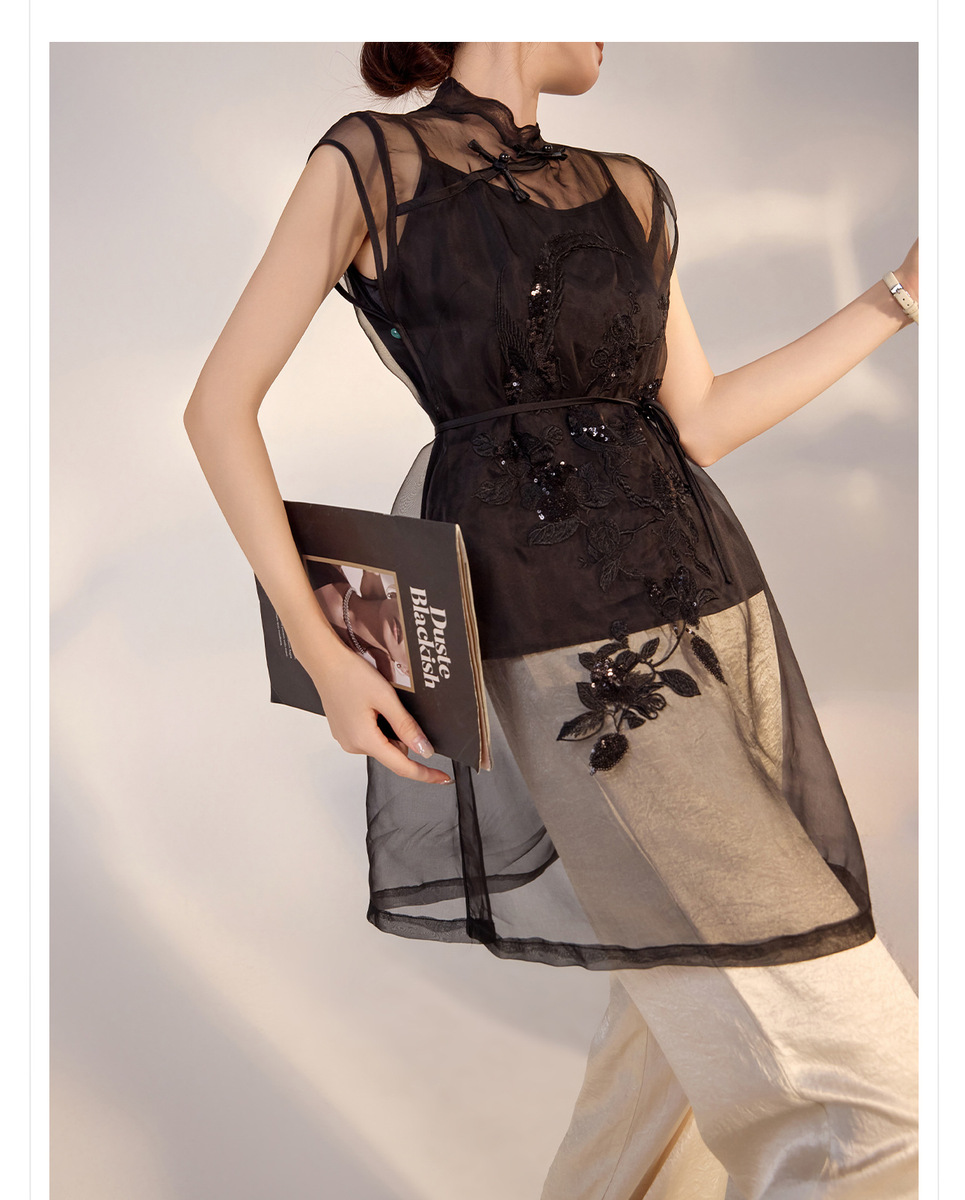 Áo gile nữ thêu họa tiết động vật cổ chữ V dáng thắt dây phối lụa organza