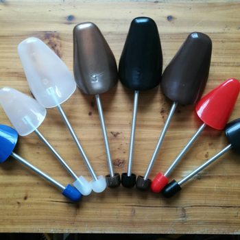 Spring Shoe Stretcher, Adjustable Plastic Shoe Last Shoe Expander, Shaping and Maintaining Shoes, Loose Prevention of Deformation, Anti-Pleat Shoe Stretcher