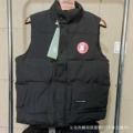 Red label vest black