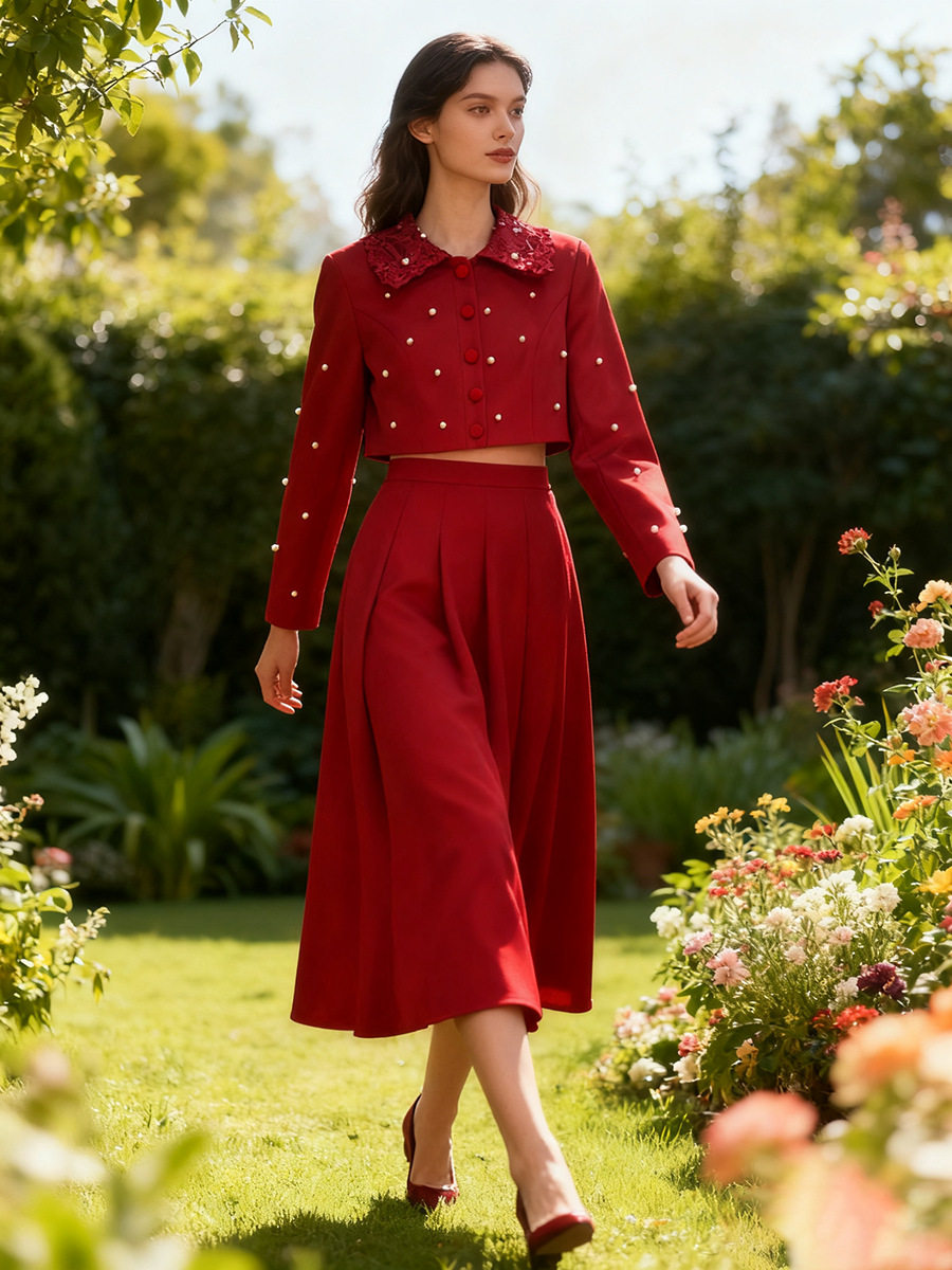 2025 Autumn European and American New Elegant Pleated Slimming Long Dress with Temperament, Solid Color Beaded Lapel Long Sleeve Two-Piece Set for Women