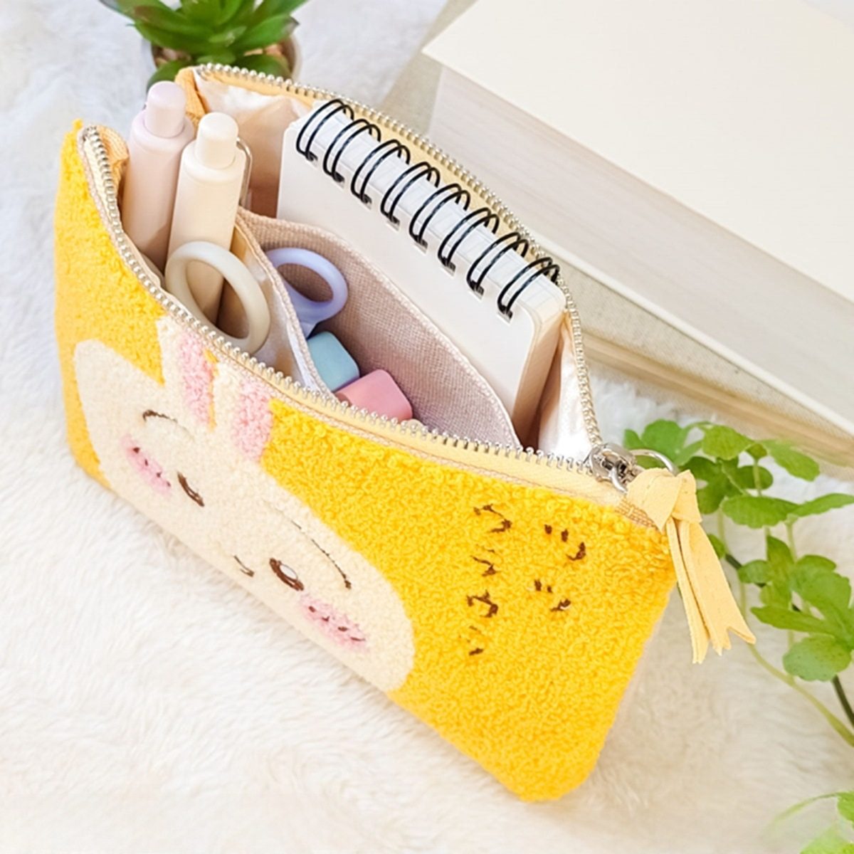 In Stock Japanese Chiikawa Jiyikawa Cosmetic Bag Cartoon Cute Plush Embroidered Student Stationery Pencil Case