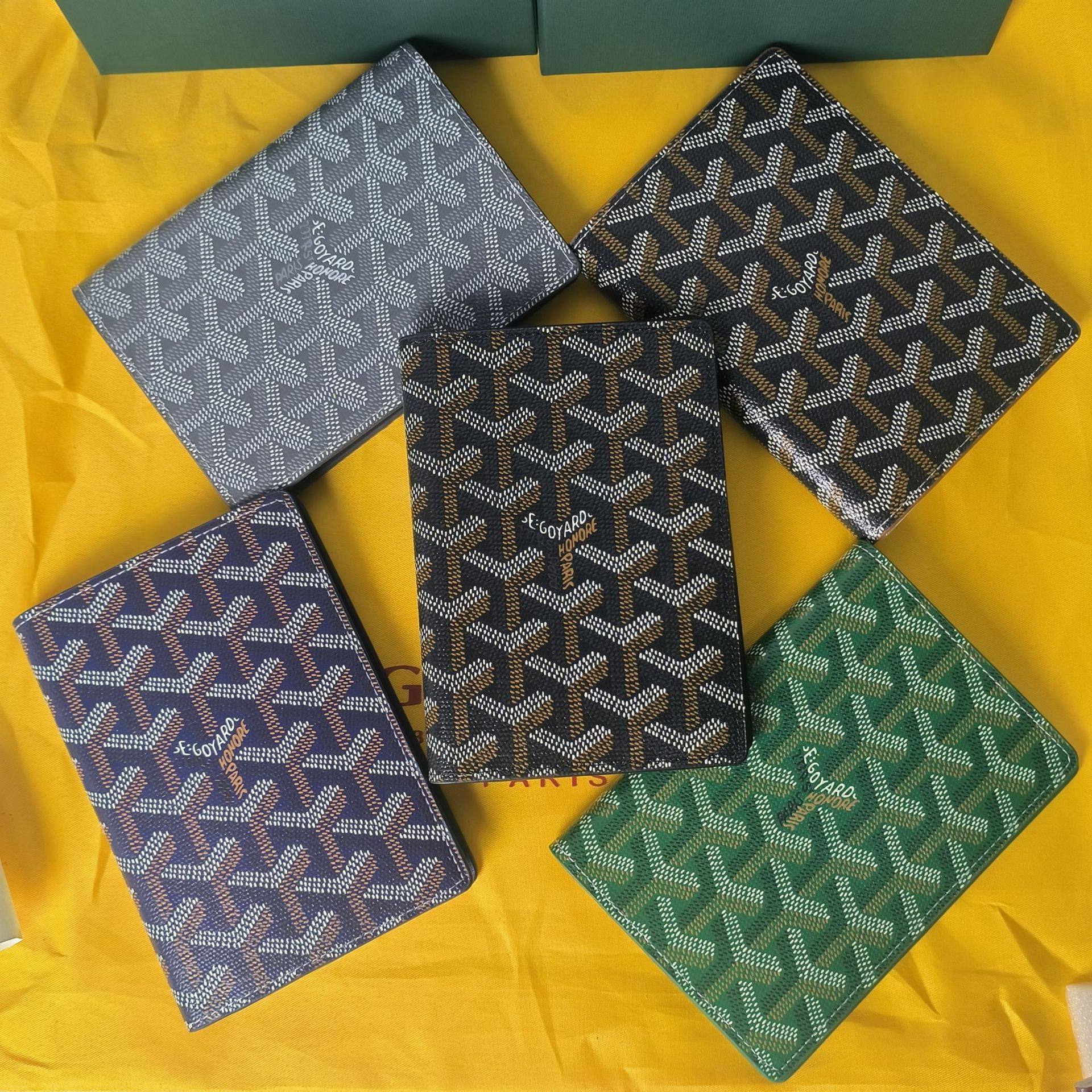 Foreign Trade Goya Passport Holder Dog-Tooth Passport Clip Multi-Card Slot Universal Folding Card Holder Foreign Trade Passport Protective Cover