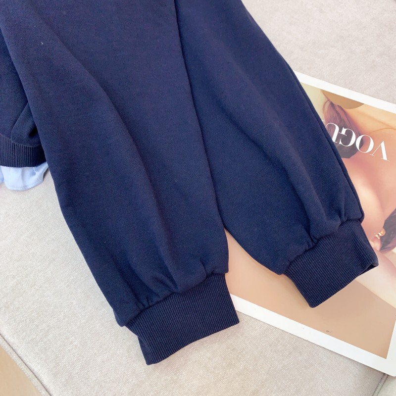 Bộ đôi áo hoodie cổ tròn vai trễ phối quần ống rộng màu trơn phong cách tối giản — Quần màu xanh navy, Áo màu xanh navy