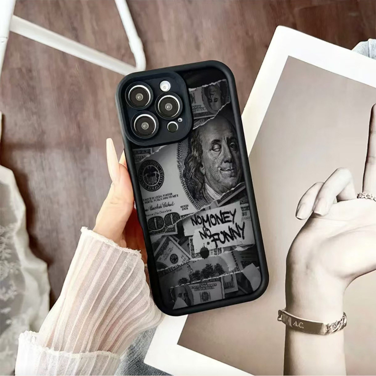 ดีไซน์ลายเหรียญดอลลาร์สหรัฐ รุ่น 18 Pro เหมาะสำหรับเคสโทรศัพท์ Apple 17 Pro Max รุ่น 16 Plus ตาฟ้า บันได รุ่น 15 สไตล์ยุโรปและอเมริกา รุ่น 14 สไตล์ยุโรป