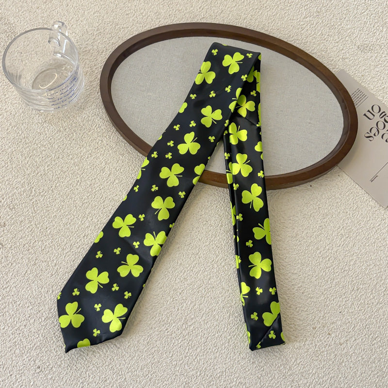 ライトビーングリーンクローバーブラックネクタイ - 約154cm