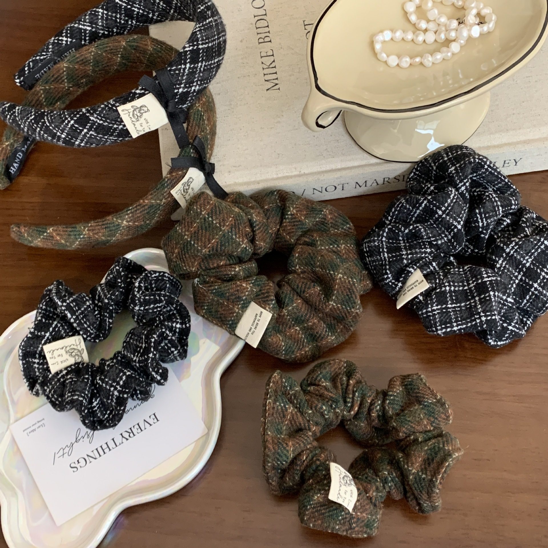 Retro Plaid Bow Hair Tie, High-End 2025 New Ball Hair Accessories, Preppy Style Patterned Headband