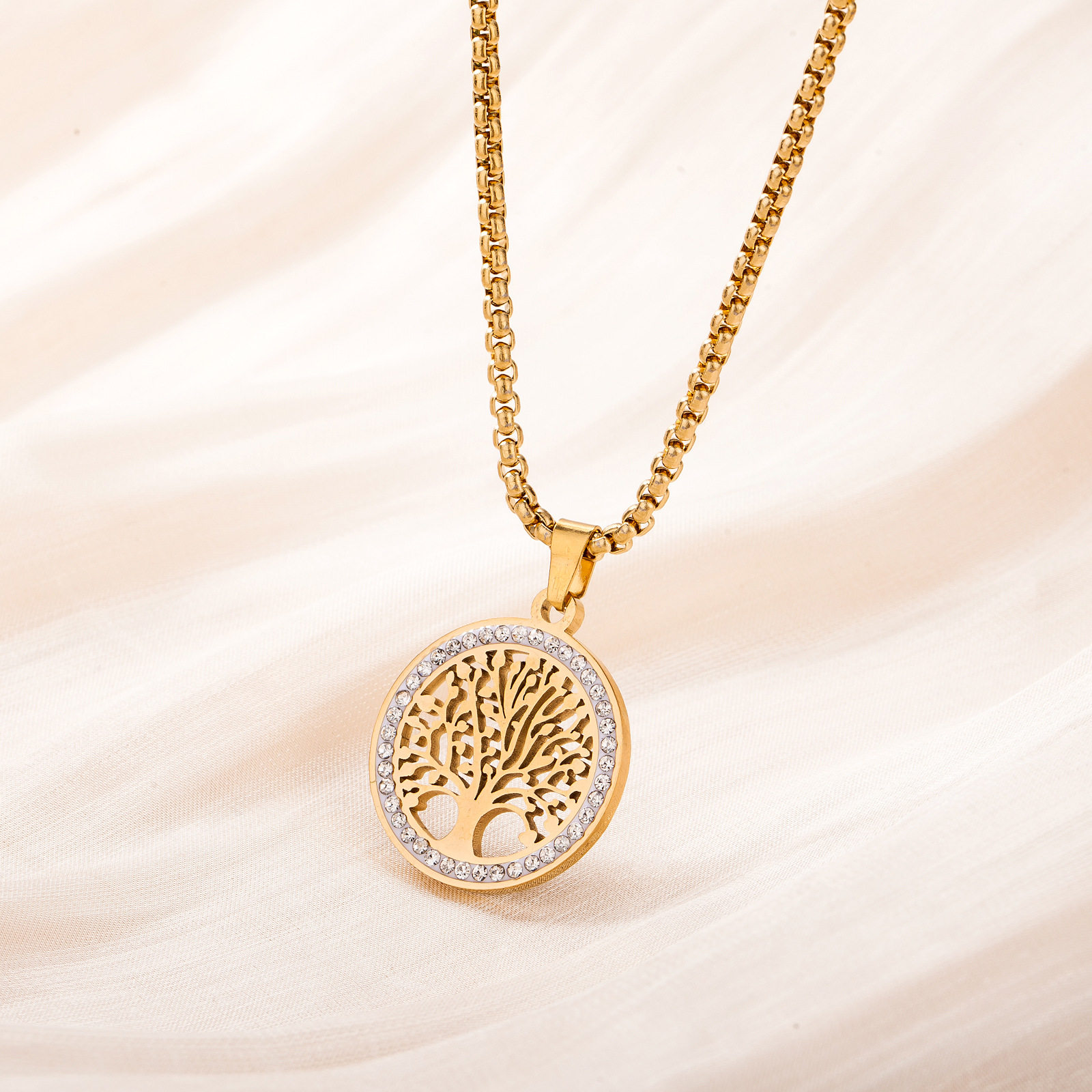 Tohm Tree of Life Titanium Steel Pendant Clavicle Chain Fashionable and Unique Hollow Stainless Steel Peace Tree High-End Necklace