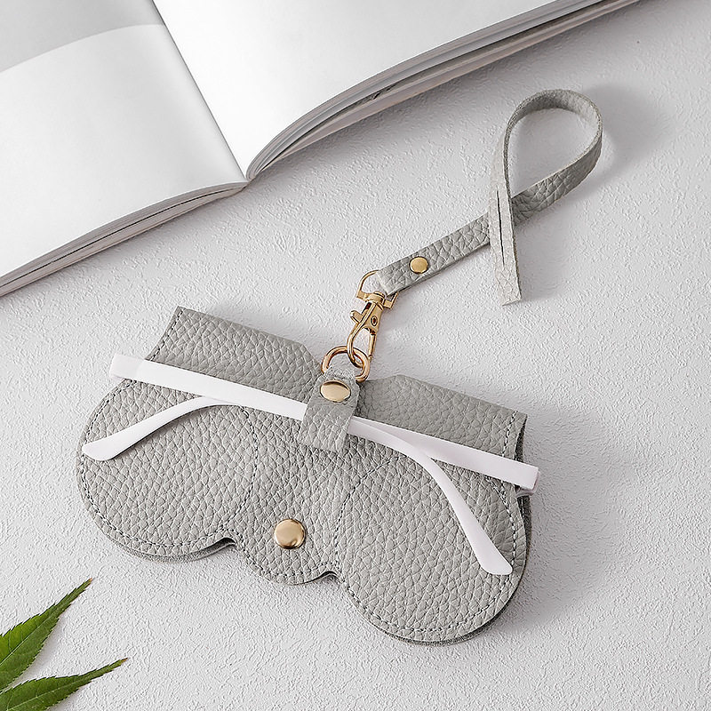 シンプルなグレー