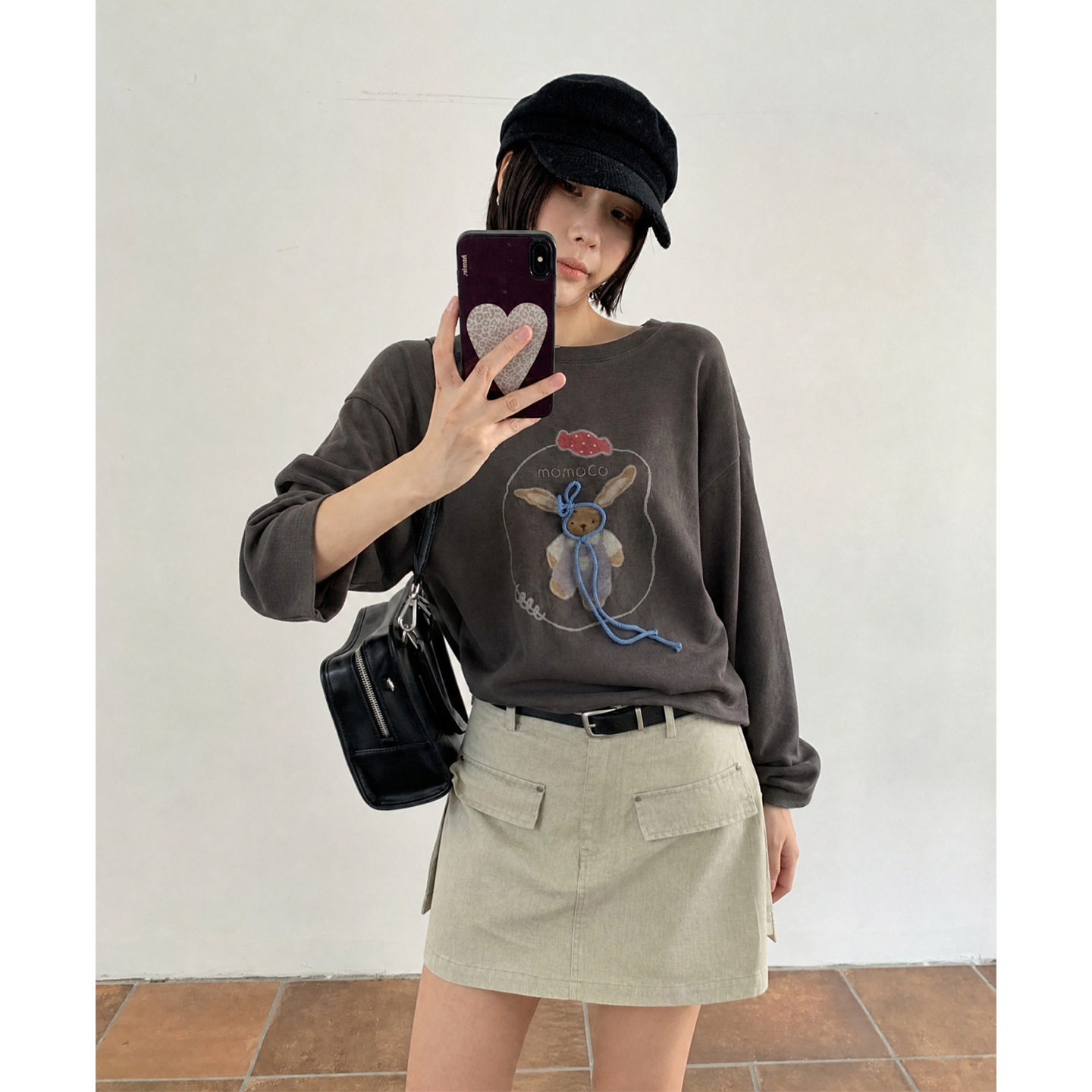 “สินค้ามาใหม่เมื่อวันที่ 25 ส.ค. · สินค้าใหม่ลด 5%” UNITY MODE เสื้อยืดแขนยาวทรงหลวมพิมพ์ลายกระต่ายสำหรับผู้หญิง รุ่น 530425