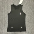 Sleeveless - black