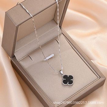 Lucky Four-leaf Clover Necklace Women's Clavicle Chain Pendant Accessible Luxury Niche Versatile Popular Autumn and Winter Sweater Chain for Girlfriend