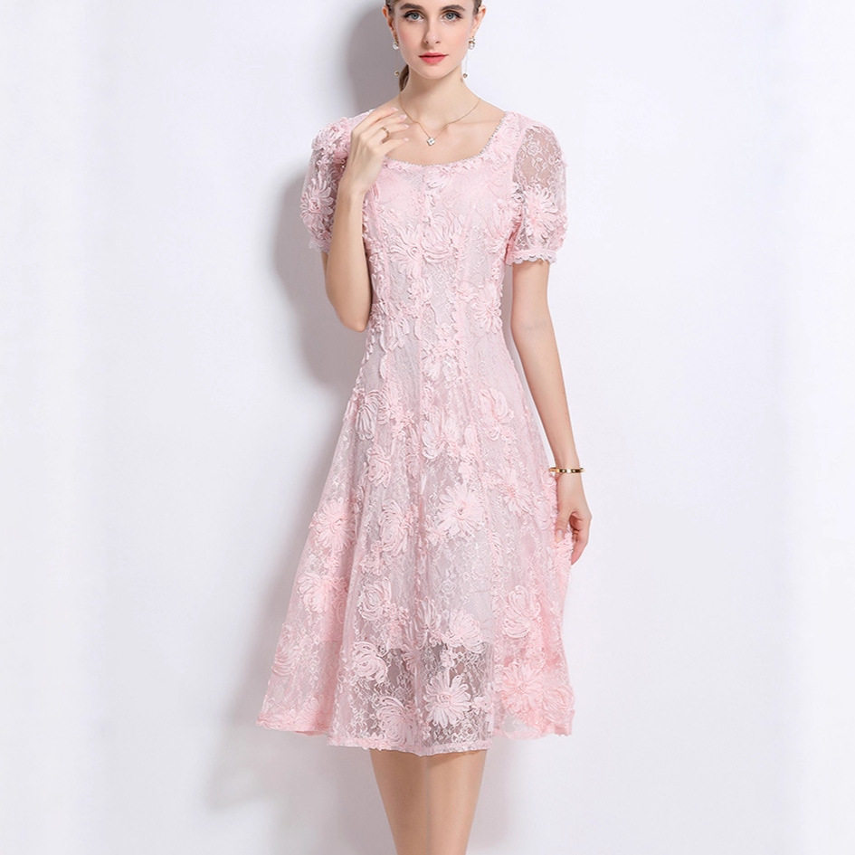 French Elegant Beaded Square Neck Dress High End Fit and Flare Design Embroidered Floral Tulle Long Gown Wholesale