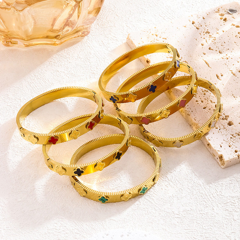 titanium steel bracelet women's non-fading temperament Joker personality full diamond net red light luxury jewelry