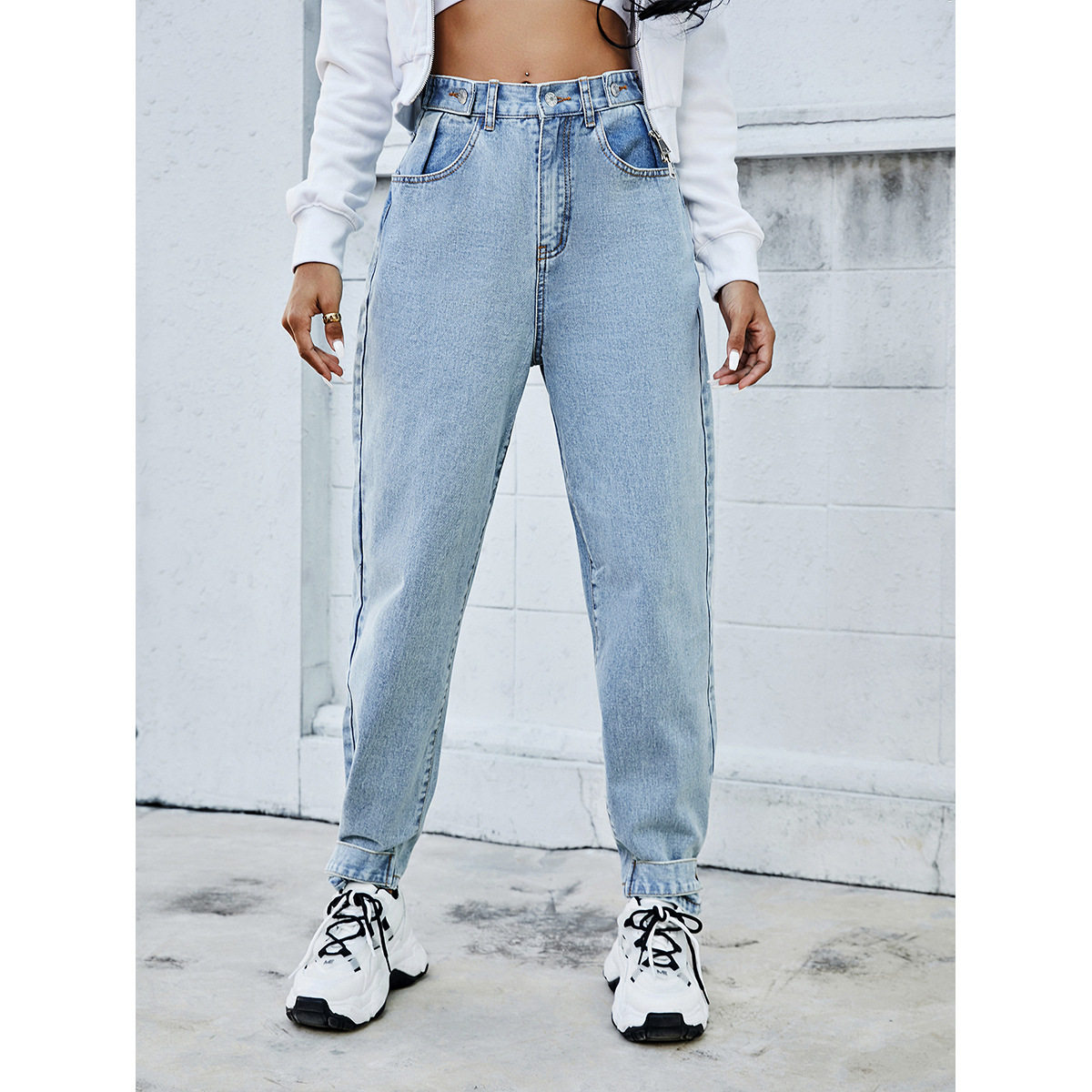 High Waisted Wide Leg Jeans Loose Fit Slimming Design Denim Fabric Casual Wear for Women Wholesale Available