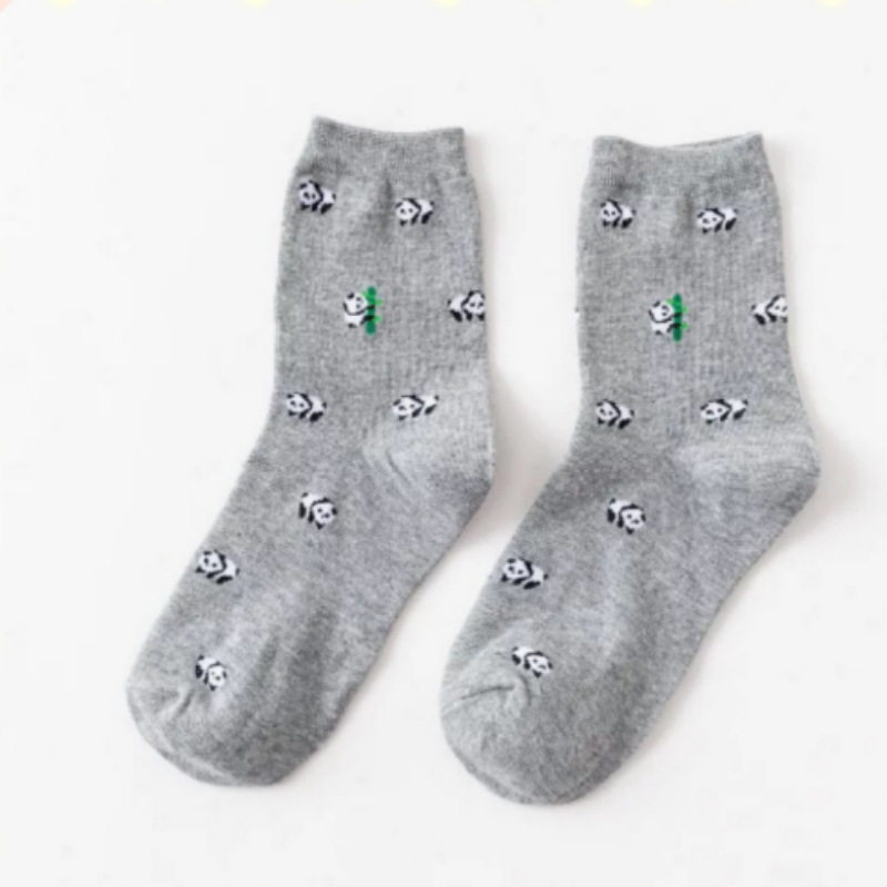 春秋新款卡通直板狗中筒袜棉质袜子女 诸暨厂家批发